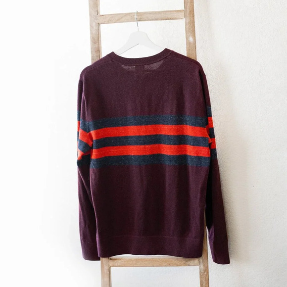 GAP FOR GOOD MAINSTAY SWEATER MENS SZ M BURGUNDY STRIPE CREWNECK CLASSIC - Picture 2 of 7